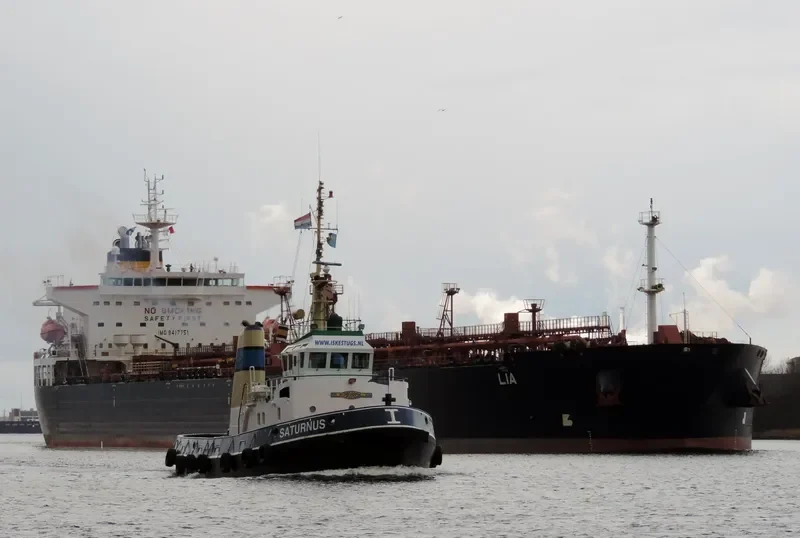 LIA Tanker IMO 9417751 photo 5