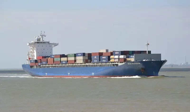 CMA CGM VERACRUZ Container Ship IMO 9418377 photo 9