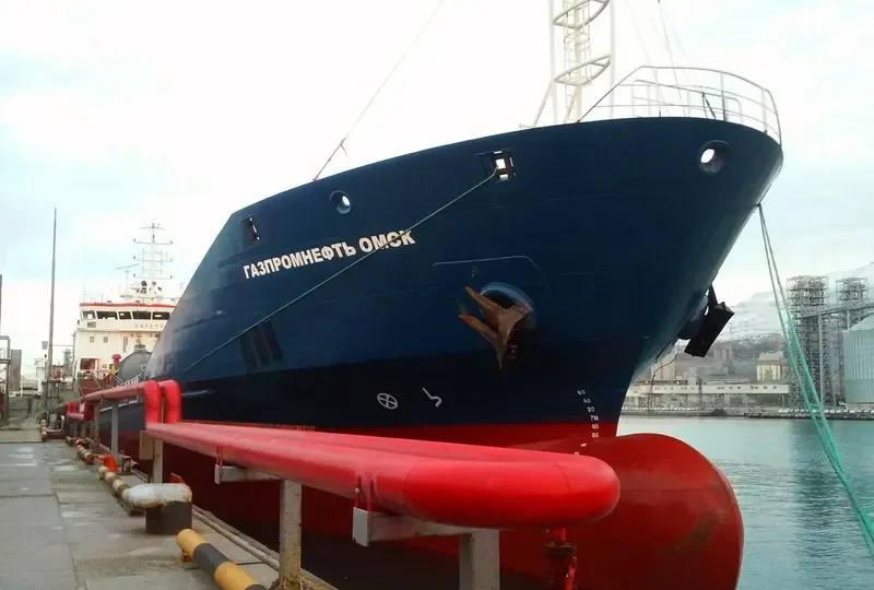 GAZPROMNEFT OMSK Tanker IMO 9418509 photo 10