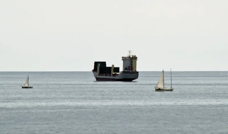 OYSTER Container Ship IMO 9418884 photo 4