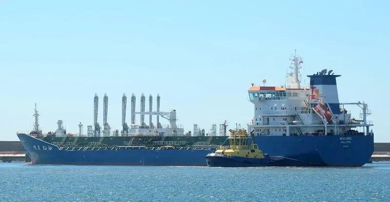 MADEIRO Tanker IMO 9418913 photo 9