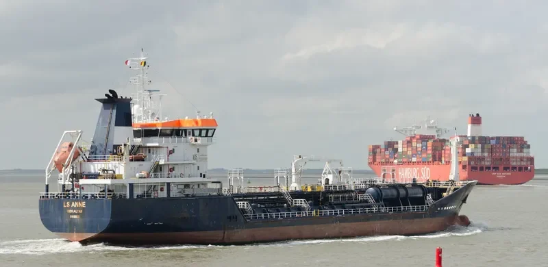 LS ANNE Tanker IMO 9418925 photo 4