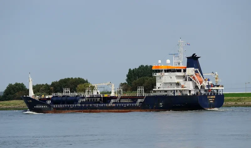 LS ANNE Tanker IMO 9418925 photo 7