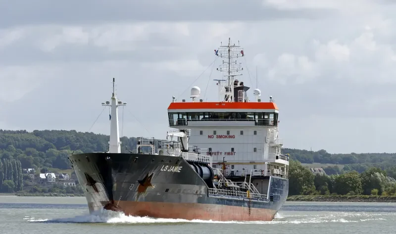 LS JAMIE Tanker IMO 9418937 photo 7