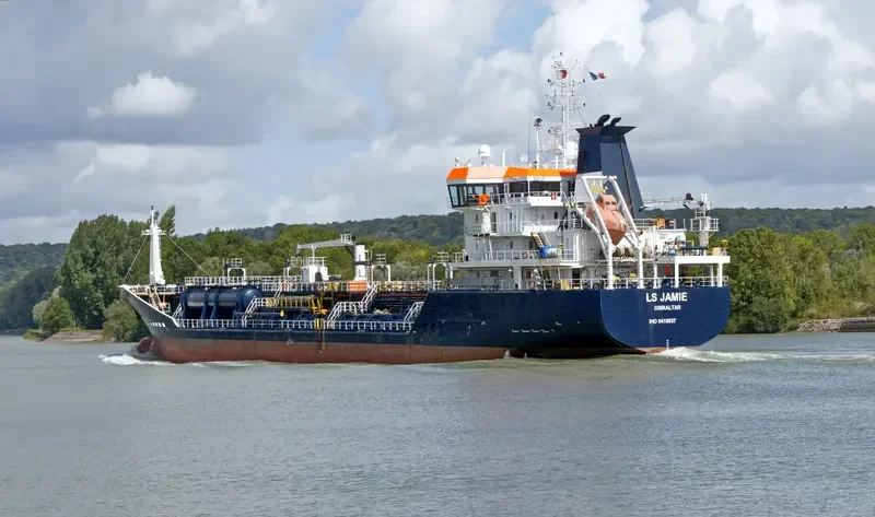 LS JAMIE Tanker IMO 9418937 photo 8