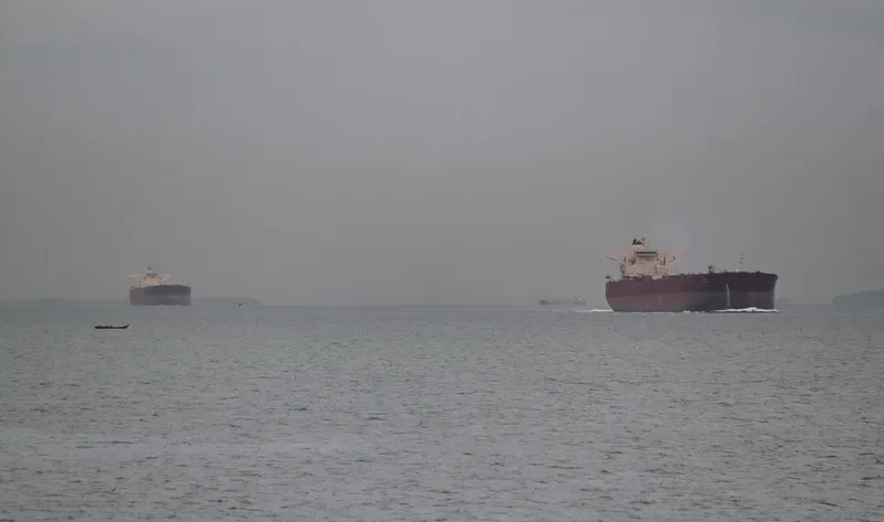 C.GLORY Tanker IMO 9419620 photo 2