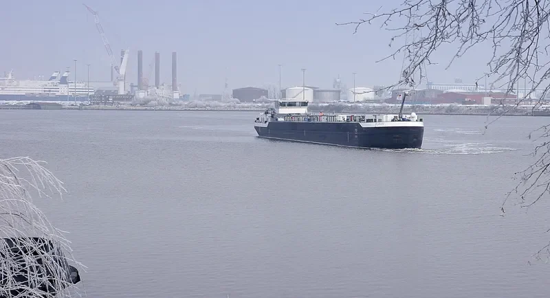 CAPITAINE BARET Container Ship IMO 9419668