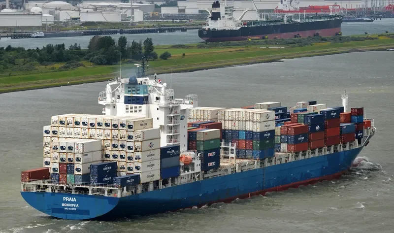 BOMAR PRAIA Container Ship IMO 9419773 photo 9