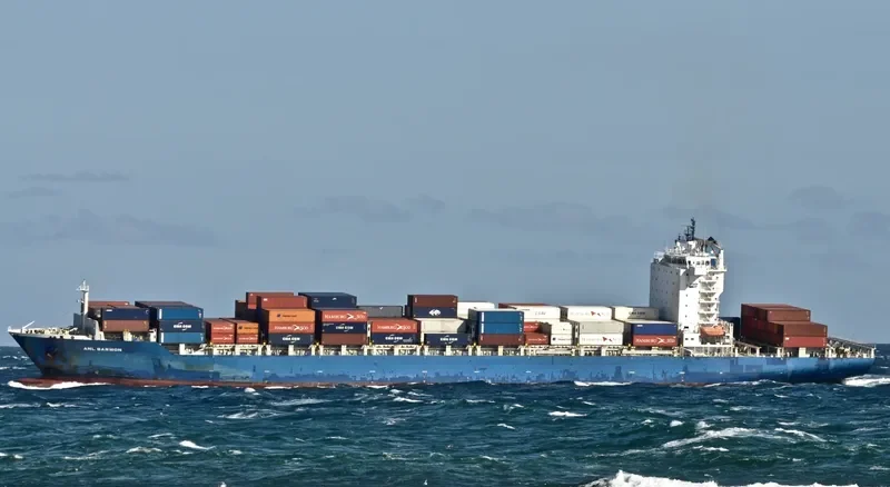 TRF PESCARA Container Ship IMO 9419797 photo 7