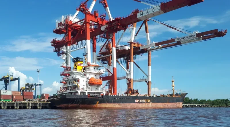 SINAR AMBON Container Ship IMO 9420382 photo 9