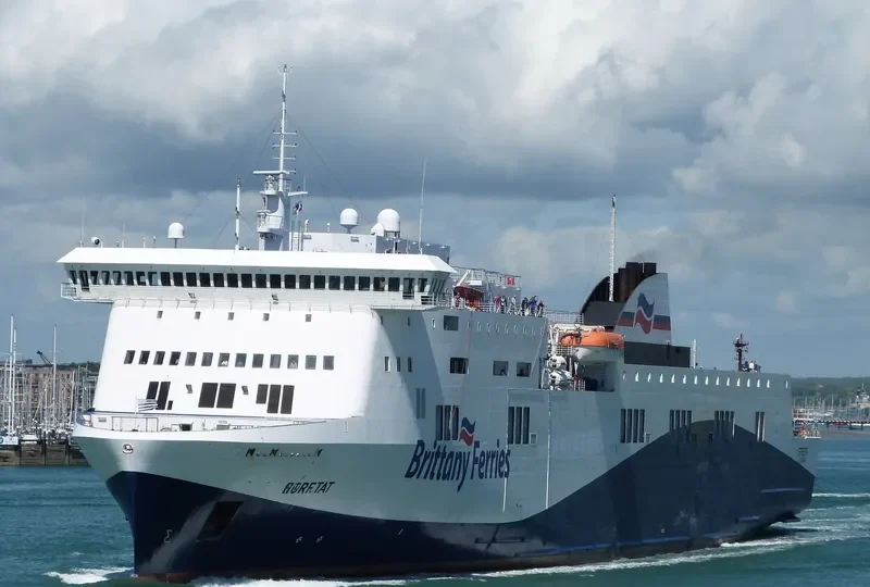 STENA LIVIA Ro-Ro IMO 9420423