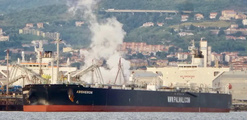 HEYDAR ALIYEV Tanker IMO 9420629 photo 2