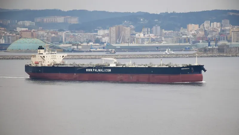HEYDAR ALIYEV Tanker IMO 9420629 photo 7