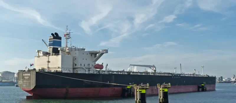 KARAVAS Tanker IMO 9420631 photo 8