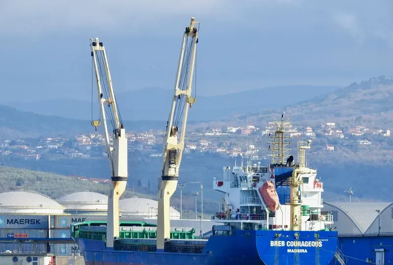 BREB COURAGEOUS General Cargo IMO 9421178