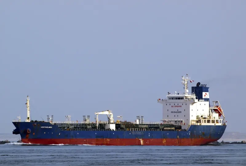 VESTHOLMEN Tanker IMO 9421295 photo 3