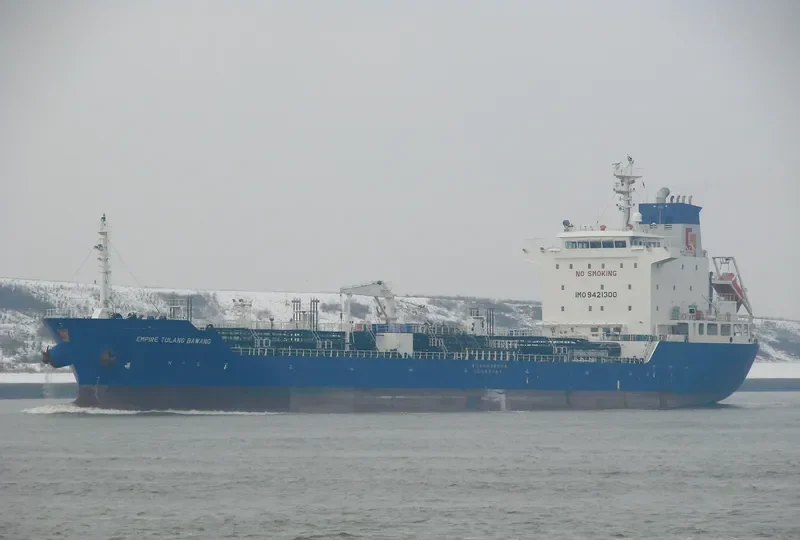 PUNTA PIRAMIDES Tanker IMO 9421300 photo 8
