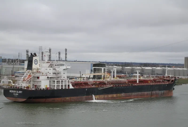 MR AQUARIUS Tanker IMO 9421324 photo 7