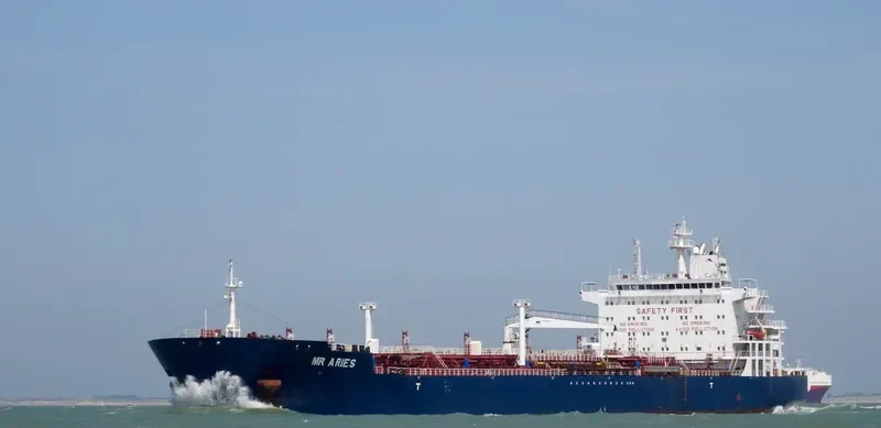 GH AUSTEN Tanker IMO 9421336 photo 7