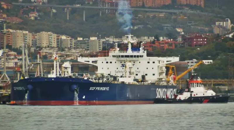 SCF PRIMORYE Tanker IMO 9421960 photo 3