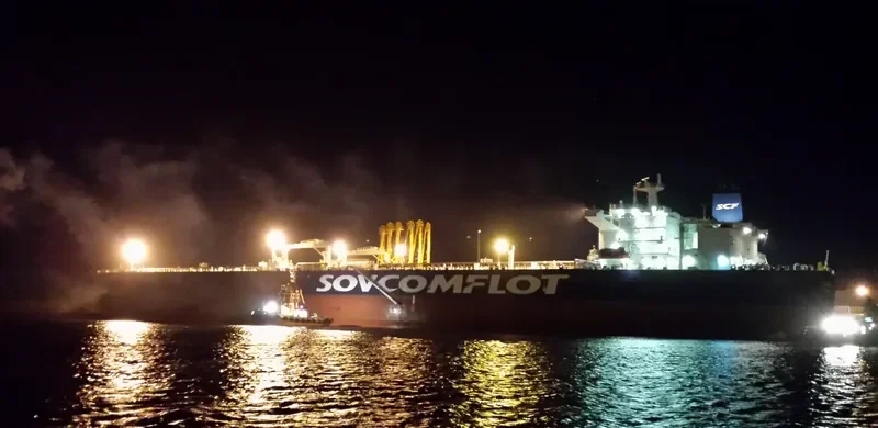 SCF PRIMORYE Tanker IMO 9421960 photo 4