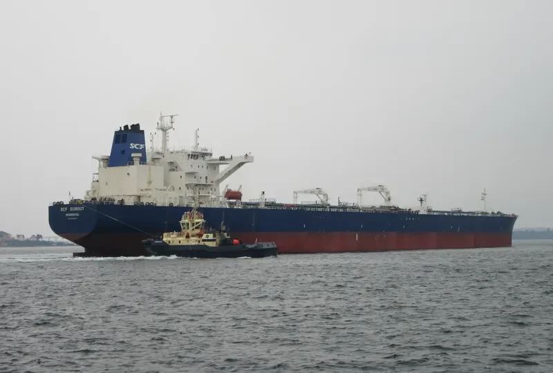 SCF SURGUT Tanker IMO 9422445 photo 5