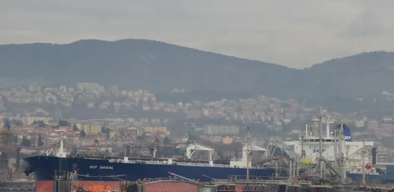 SCF BAIKAL Tanker IMO 9422457 photo 7