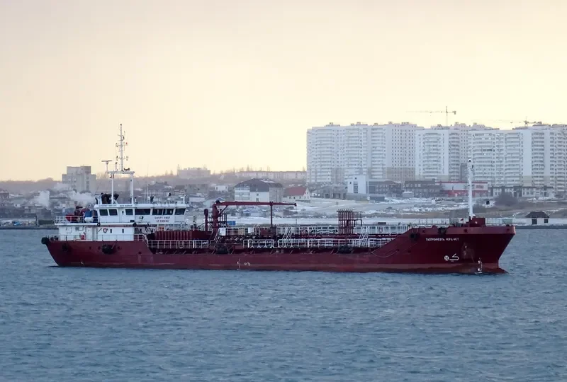 GAZPROMNEFT NORDEAST Tanker IMO 9422653 photo 4