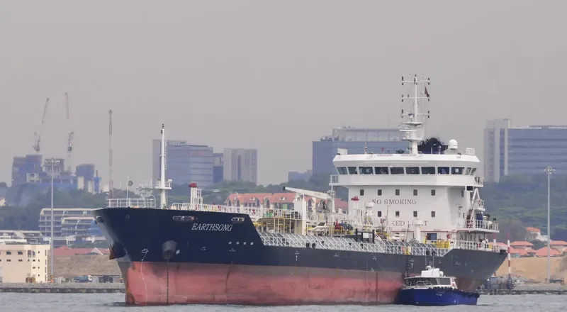 OCEAN LARK Tanker IMO 9422847 photo 4