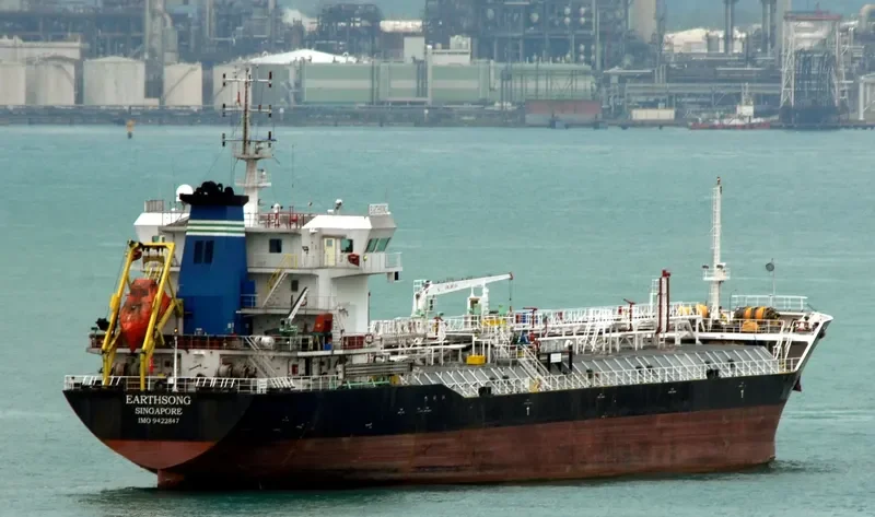 OCEAN LARK Tanker IMO 9422847 photo 9