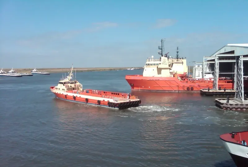 FAST TRACK Offshore Vessel IMO 9423011 photo 3