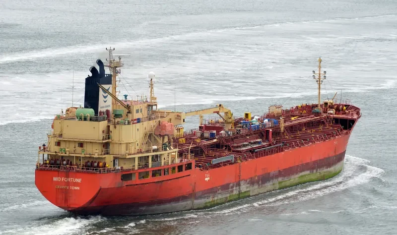 PVT AZURA Tanker IMO 9423683 photo 3