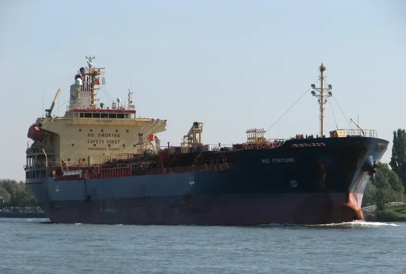 PVT AZURA Tanker IMO 9423683 photo 6