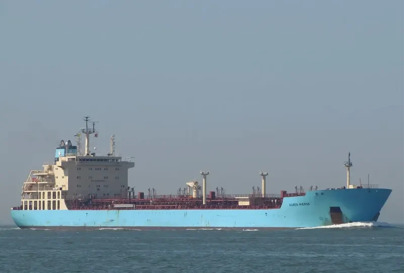 KAREN MAERSK Tanker IMO 9423712 photo 10