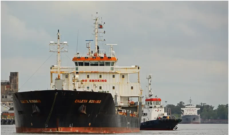 CALETA ROSARIO Tanker IMO 9424041 photo 7