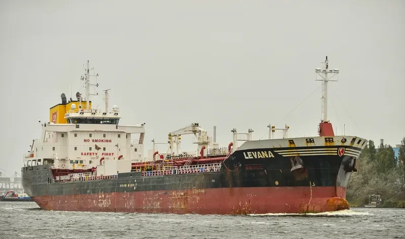 LEVANA Tanker IMO 9424053 photo 3