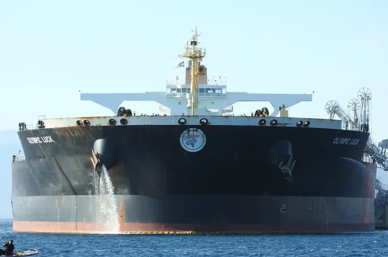 OLYMPIC LUCK Tanker IMO 9424211 photo 4