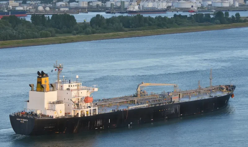 DI MATTEO Tanker IMO 9424651 photo 2