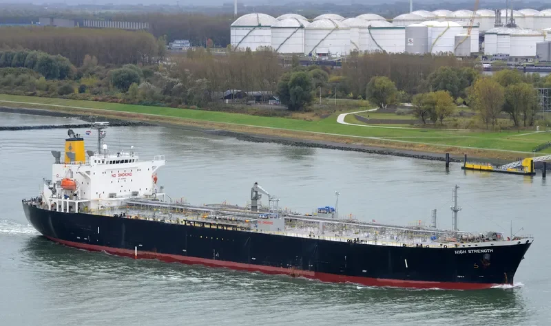 DI MATTEO Tanker IMO 9424651 photo 9