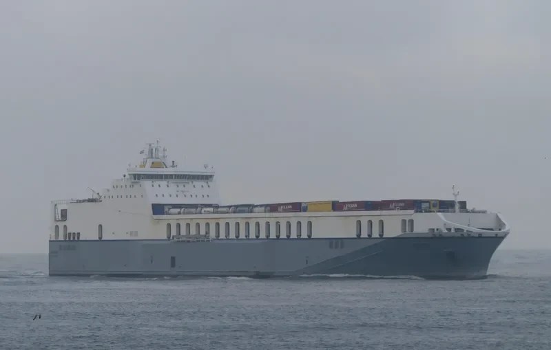 OPALINE Ro-Ro IMO 9424869 photo 2