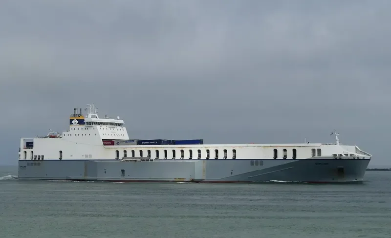 OPALINE Ro-Ro IMO 9424869 photo 10