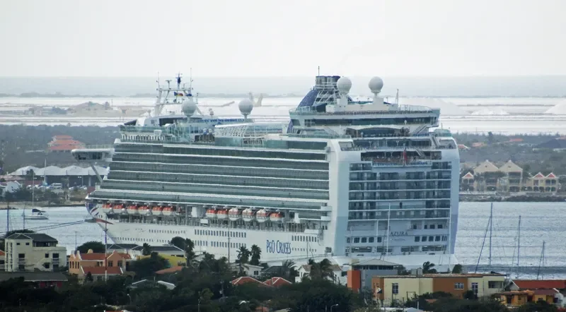 AZURA Passenger Ship IMO 9424883 photo 4