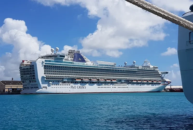 AZURA Passenger Ship IMO 9424883 photo 5