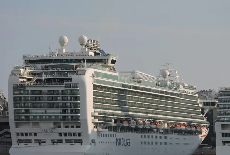 AZURA Passenger Ship IMO 9424883 photo 6