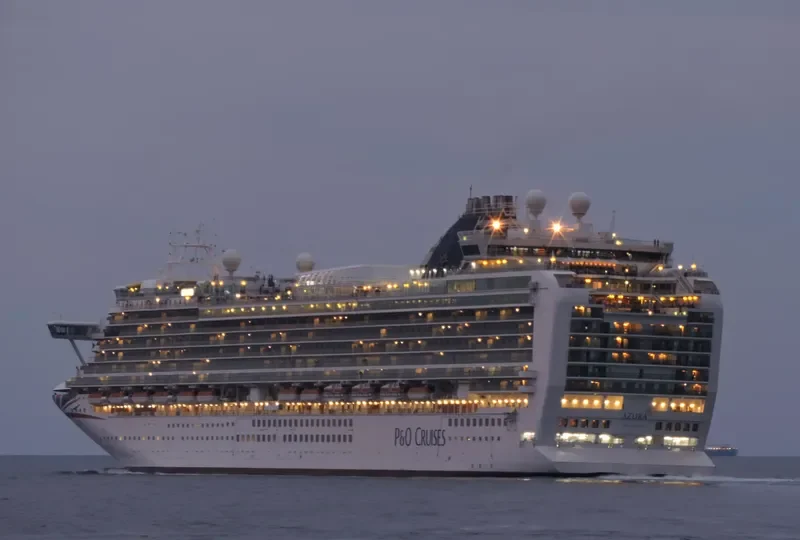 AZURA Passenger Ship IMO 9424883 photo 10