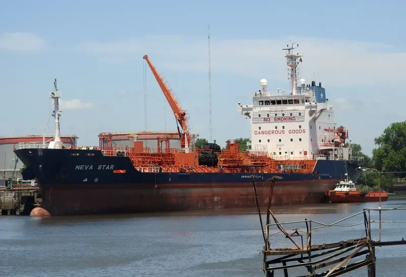 NEVA STAR Tanker IMO 9425215 photo 3