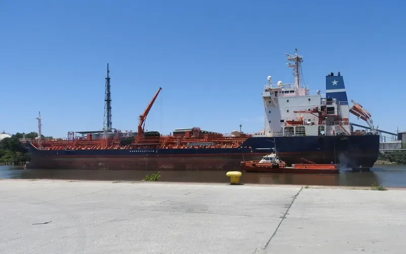 NEVA STAR Tanker IMO 9425215 photo 4