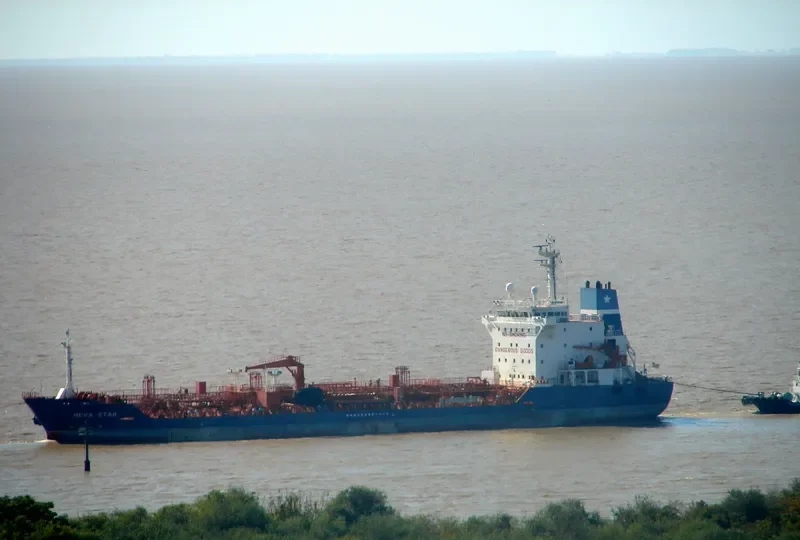 NEVA STAR Tanker IMO 9425215 photo 8