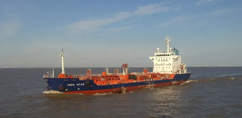 NIDA STAR Tanker IMO 9425227 photo 8