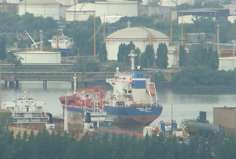 TOSNA STAR Tanker IMO 9425239 photo 4